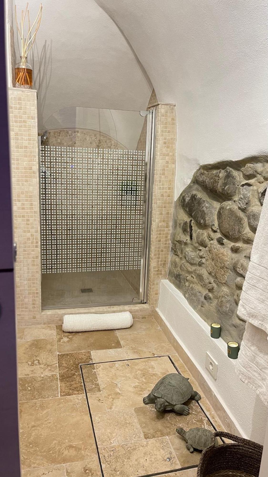 Le Petit Bijou Di Dolceacqua, Per Un Momento Romantico Bagian luar foto