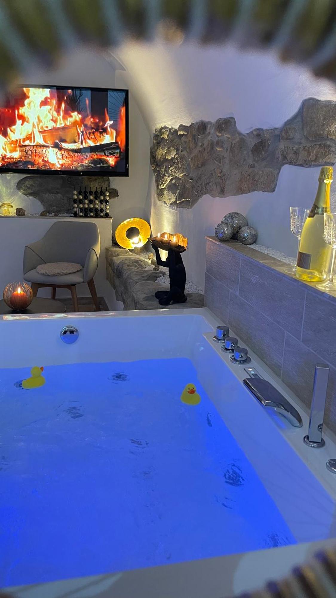 Le Petit Bijou Di Dolceacqua, Per Un Momento Romantico Bagian luar foto